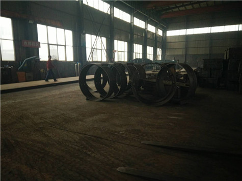 河南钢模板厂家生产的Q345b材质的钢抱箍发货了