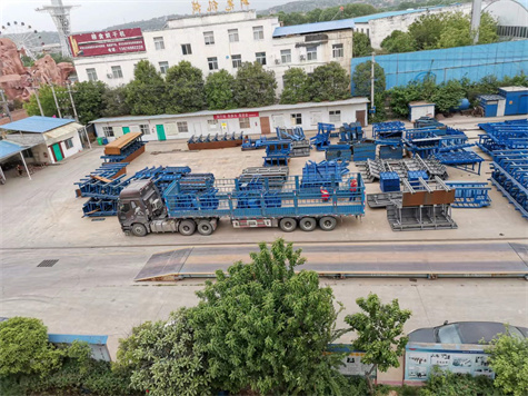 30米箱梁钢模板发往河南林州久益集团工地